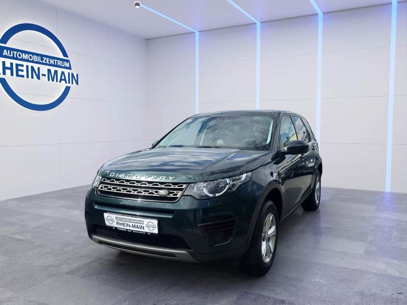 Land Rover Discovery Sport Automatik im Studio des Automobilzentrums Rhein-Main