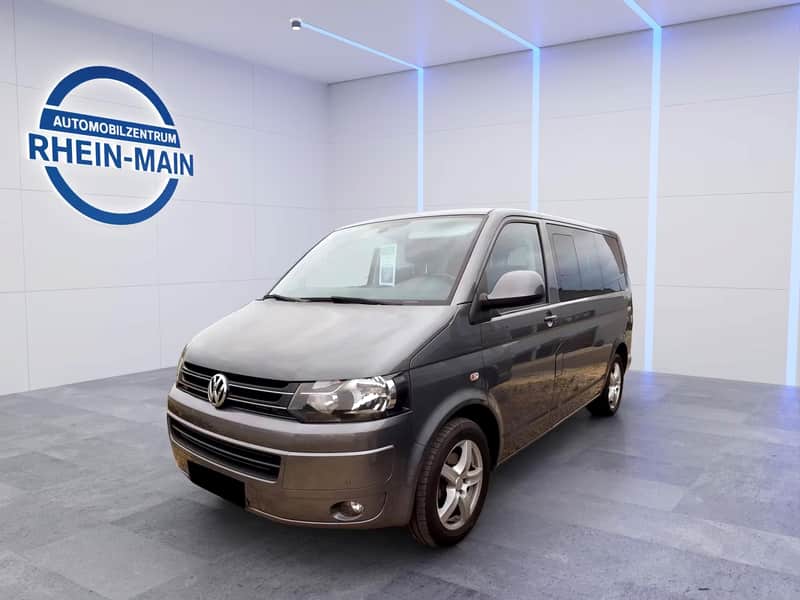 VW T5 Multivan Startline 2.0 im Studio des Automobilzentrums Rhein-Main