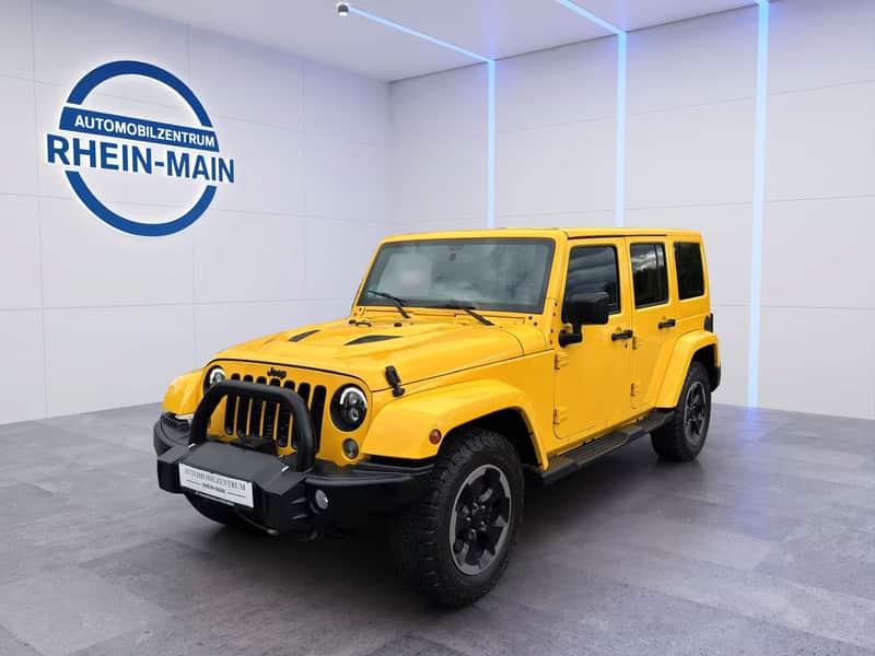 Jeep Wrangler SAHARA/Mountain X im Studio des Automobilzentrums Rhein-Main